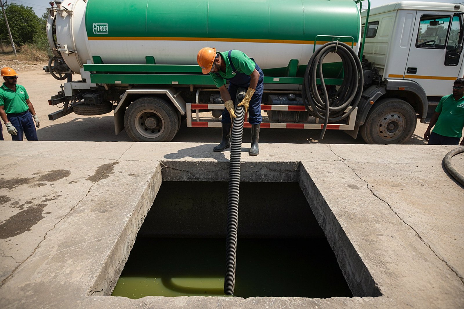 Septic tank cleaning and pumping service in Hyderabad